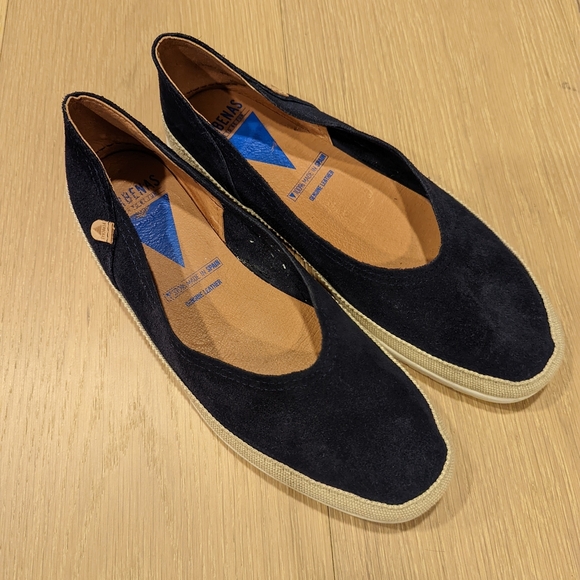 Navy Women's Shoes - Picture 1 of 10